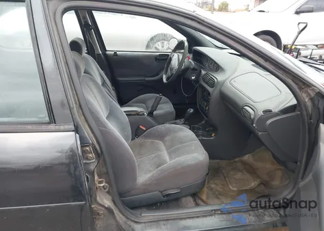 1998 Plymouth Breeze z USA, uszkodzony, nr VIN 1P3EJ46C9WN339072